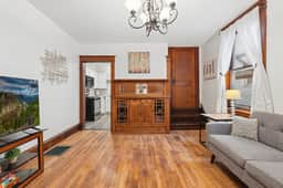Spacious 2BR Across from Como Lake - Bramble