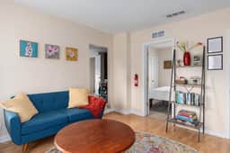 2BR Apartment with Private Office Near Downtown - Dahlia